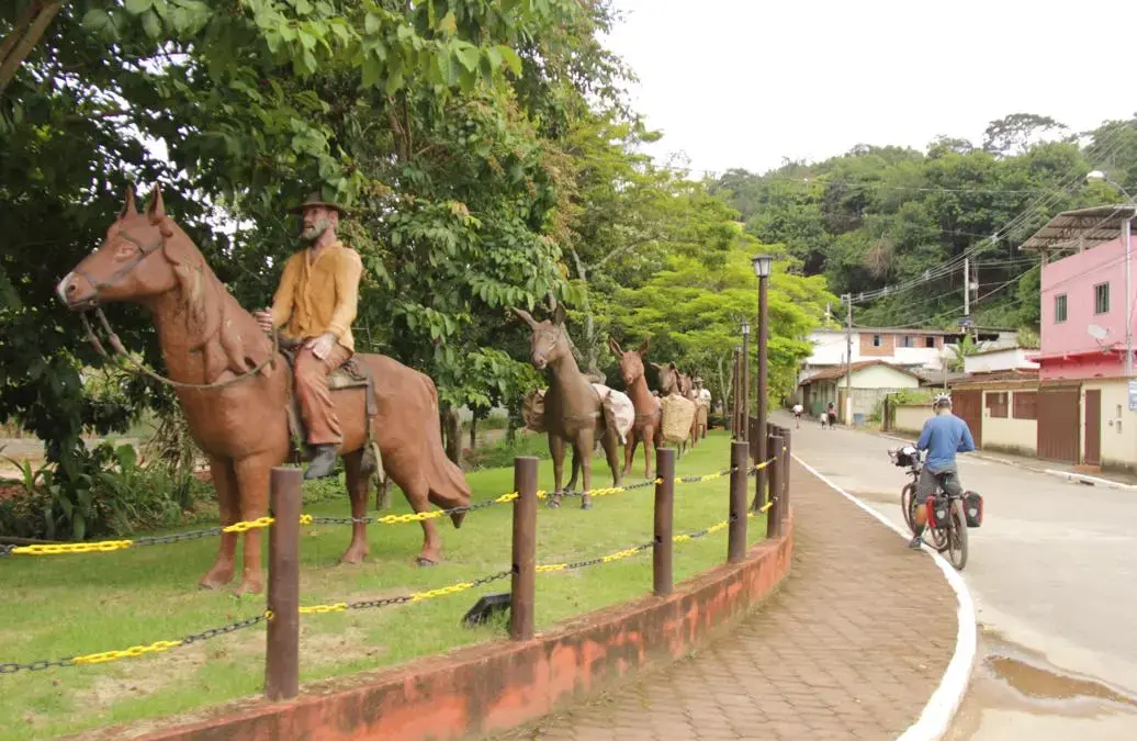 Sebrae Minas lança Rota Vales dos Tropeiros Cicloturismo durante competição de mountain bike, em Timóteo