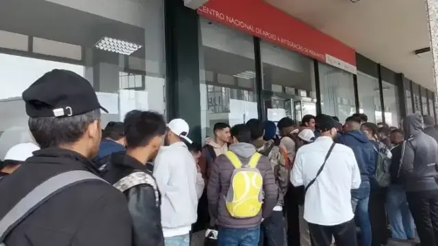 Portugal vai notificar 18 mil imigrantes para deixarem o país