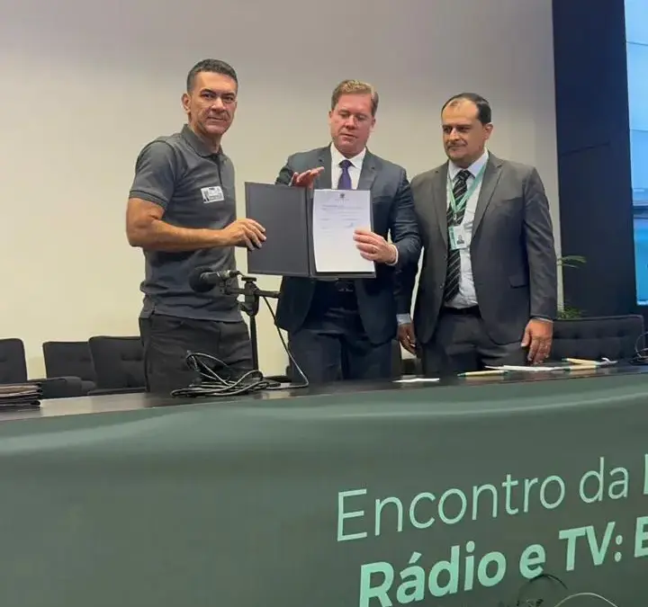 Fabriciano ganha novo canal de TV